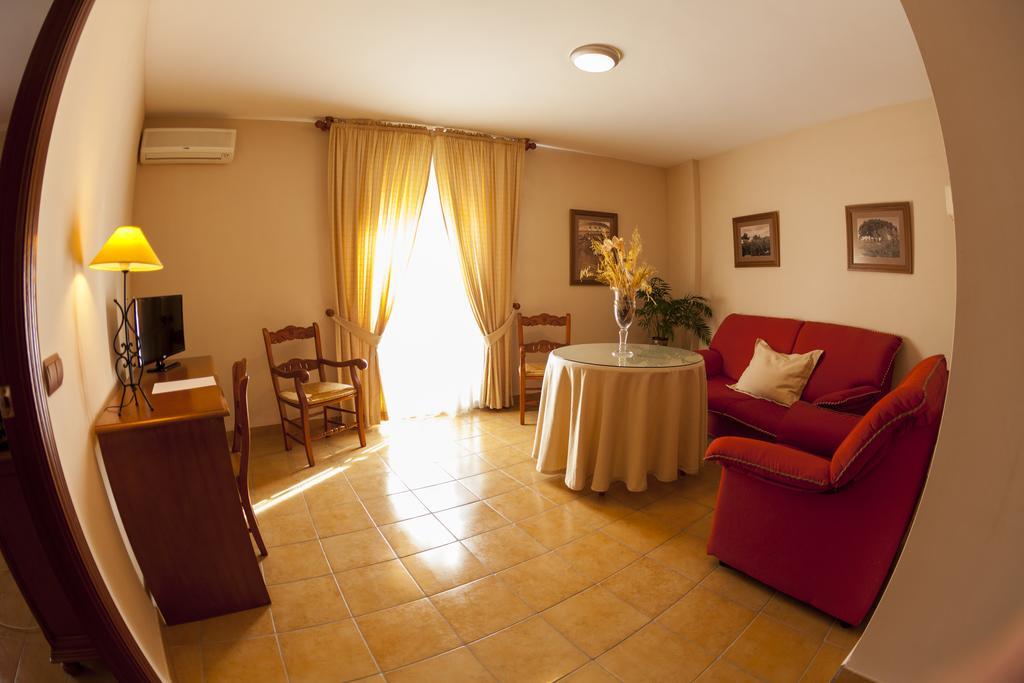 Hotel Paraje La Lambra Rus ภายนอก รูปภาพ