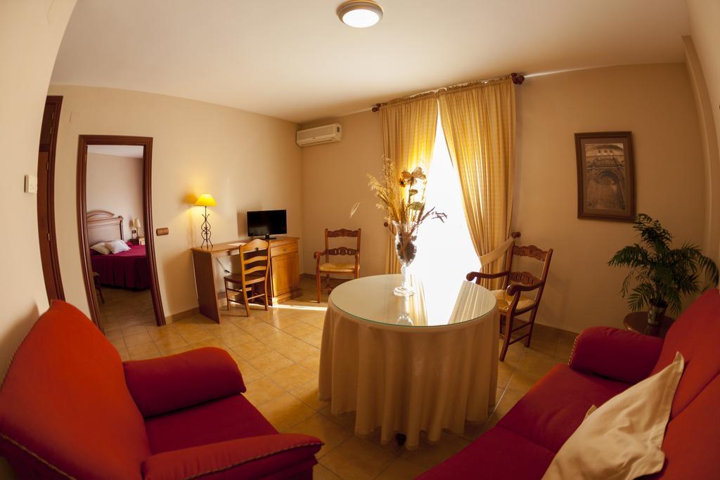 Hotel Paraje La Lambra Rus ภายนอก รูปภาพ
